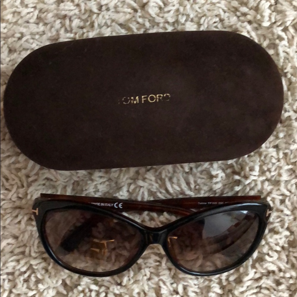 Tom ford authentic sunglasses - Picture 2 of 7